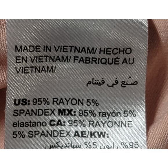 Chico's Pink Salmon Square Neck Dolman Sleeve Top 1 Medium Lightweight Stretchy - Picture 9 of 9